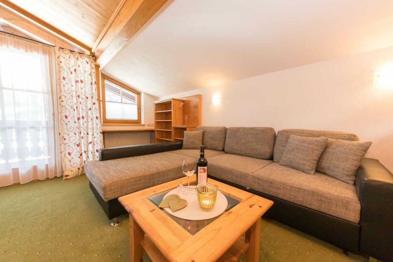 לופר Ferienhaus Hohenwarter מראה חיצוני תמונה