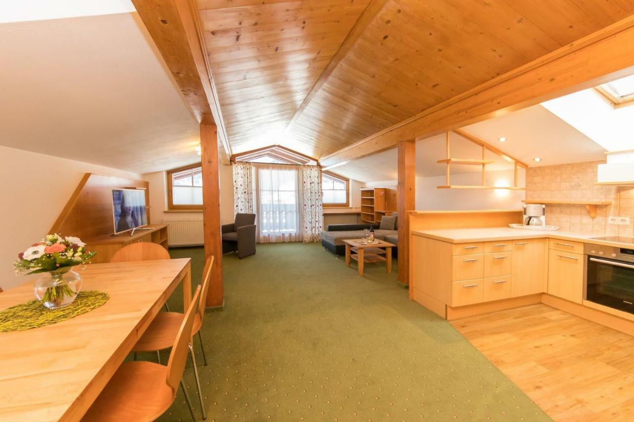 לופר Ferienhaus Hohenwarter מראה חיצוני תמונה